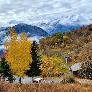 Uissan Pour 5 Personnes à Côté Des Pistes Appartement