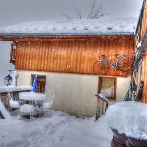 Petite Maison à Appartement